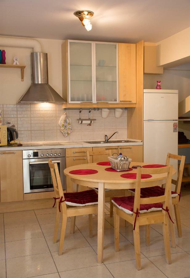 Cozy Maisonette Kamena Vourla Buitenkant foto